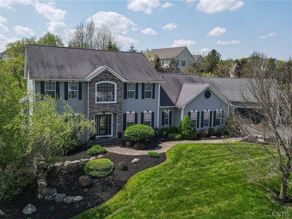 8304 Preserve Parkway , Manlius, NY 13104