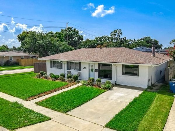 6800 CUMMINS Street, Metairie, LA 70003