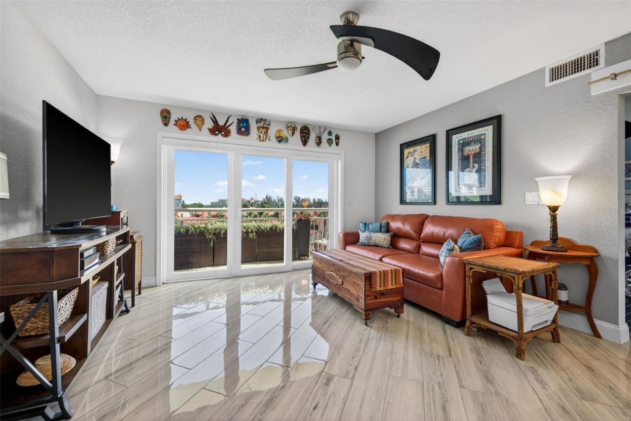 4900 Brittany Drive S, Unit 409, Saint Petersburg, FL 33715 Photo