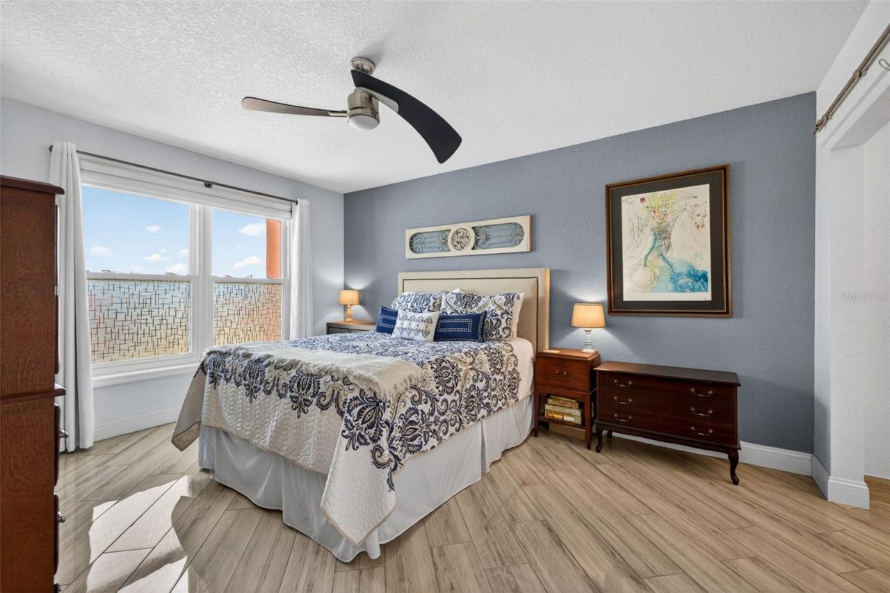 4900 Brittany Drive S, Unit 409, Saint Petersburg, FL 33715 Photo
