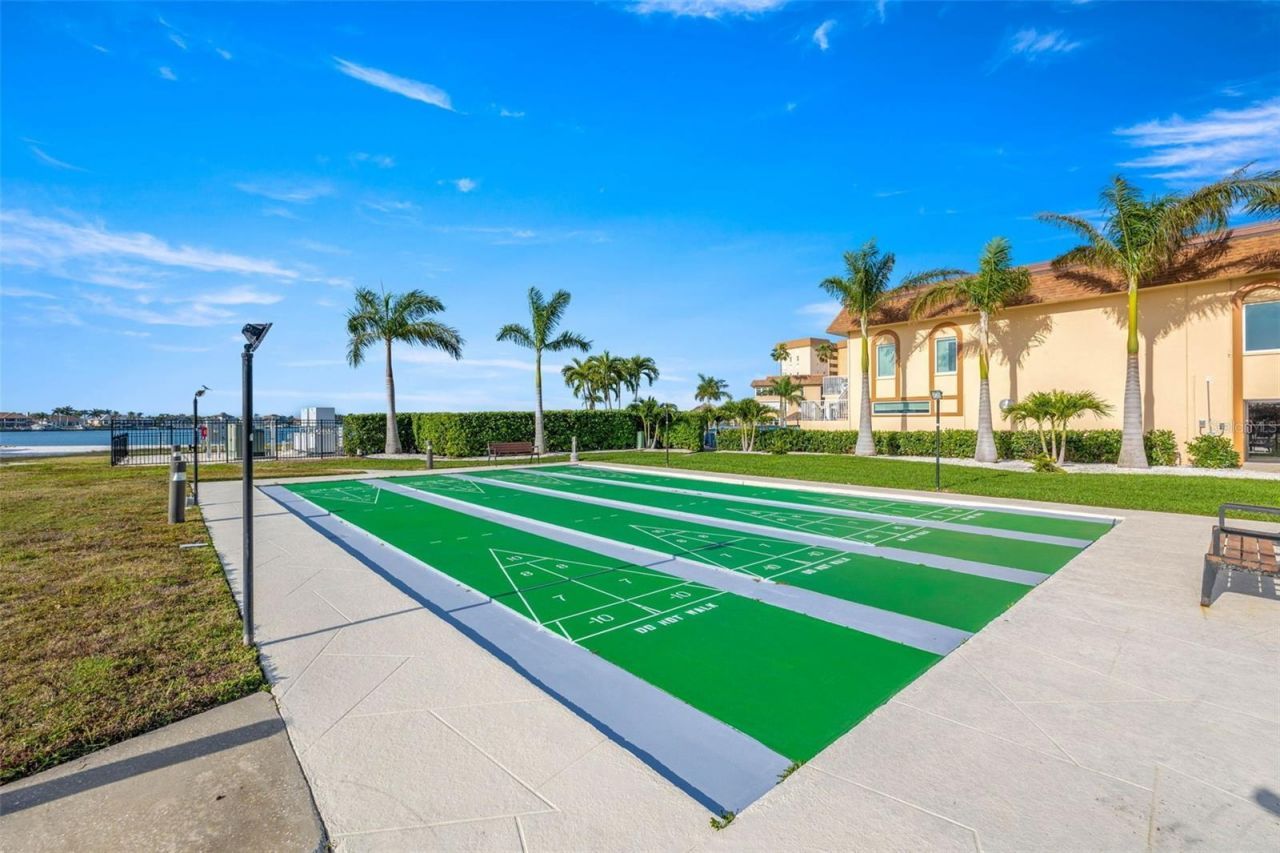 4900 Brittany Drive S, Unit 409, Saint Petersburg, FL 33715 Photo