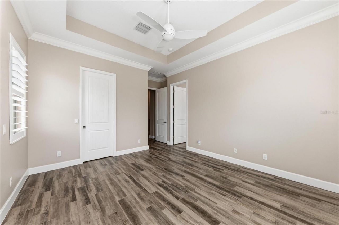 310 Compass Point Drive, Unit 201, Bradenton, FL 34209 Photo