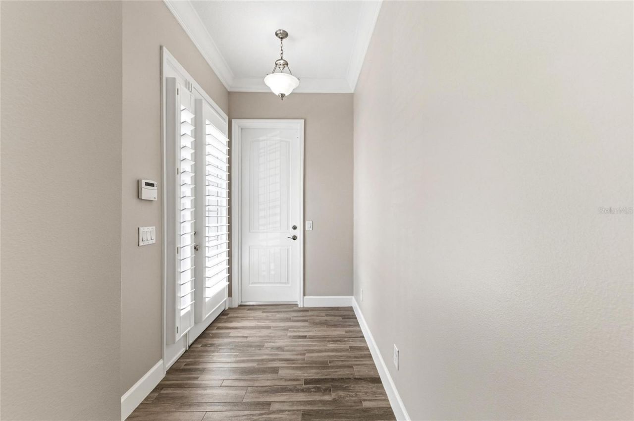 310 Compass Point Drive, Unit 201, Bradenton, FL 34209 Photo