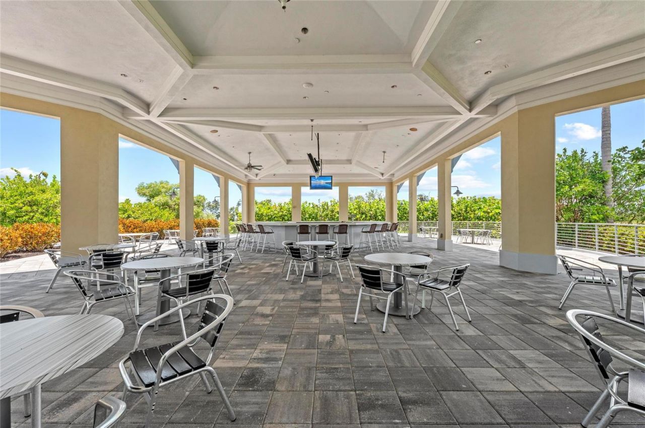 310 Compass Point Drive, Unit 201, Bradenton, FL 34209 Photo