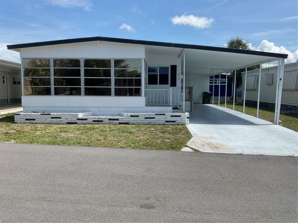 213 COMO DRIVE , VENICE, FL 34285