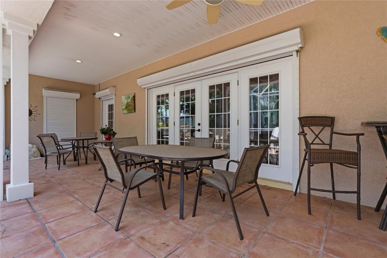121 Harbor View Lane, Belleair Bluffs, FL 33770 Photo