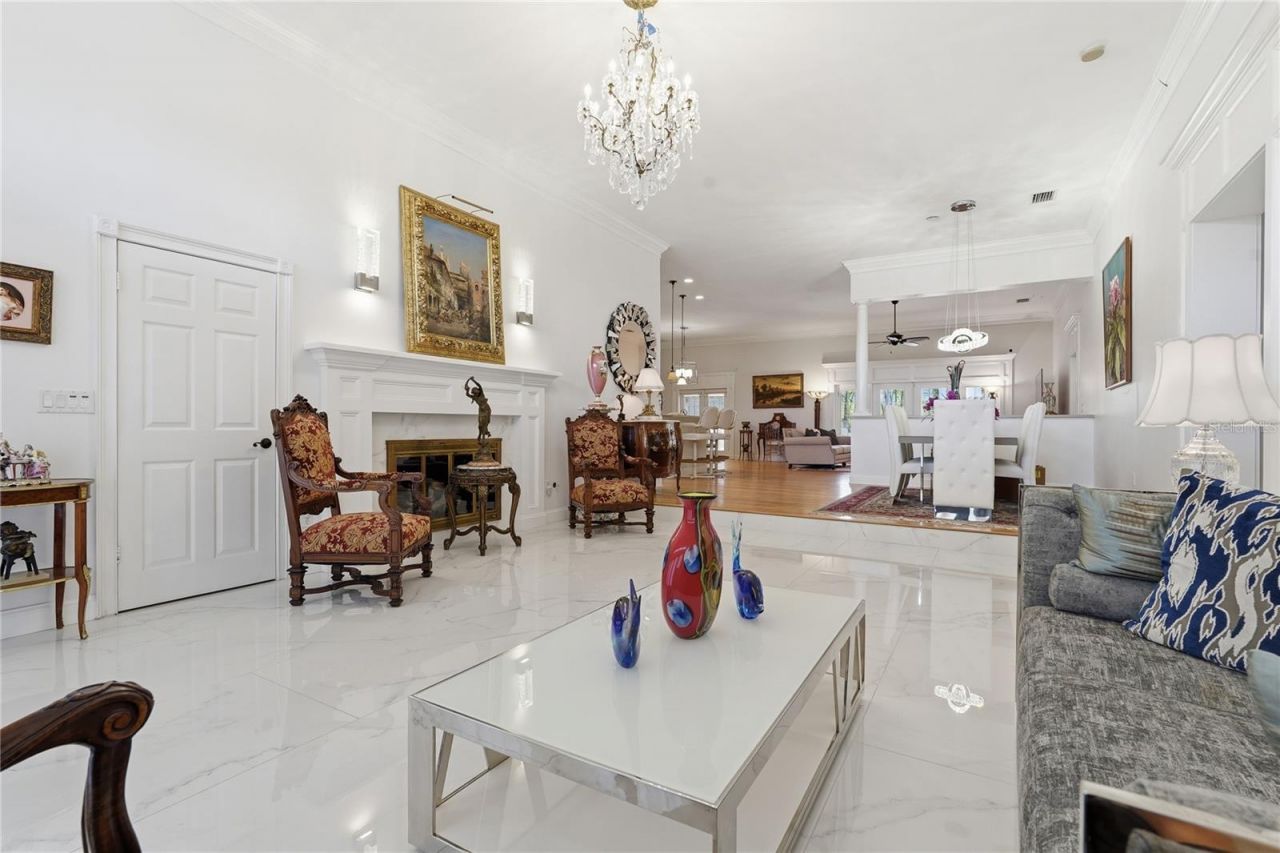121 Harbor View Lane, Belleair Bluffs, FL 33770 Photo