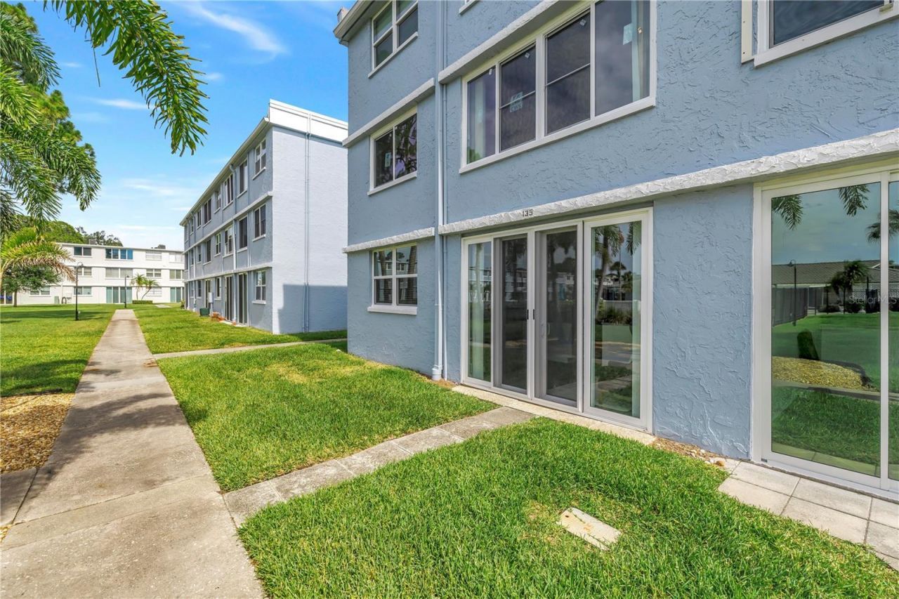 4715 Bay Street Ne, Unit 135, Saint Petersburg, FL 33703 Photo