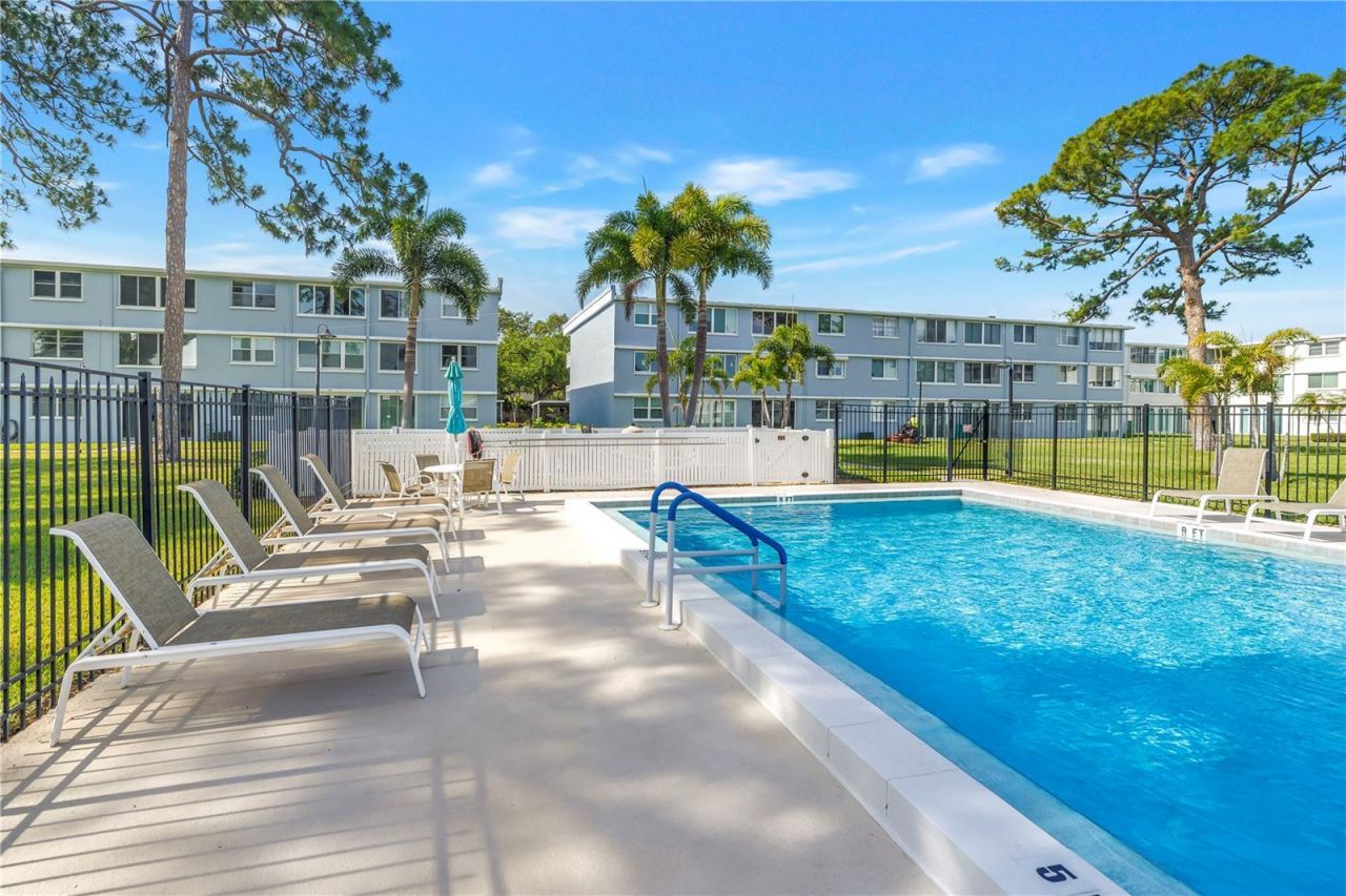 4715 Bay Street Ne, Unit 135, Saint Petersburg, FL 33703 Photo