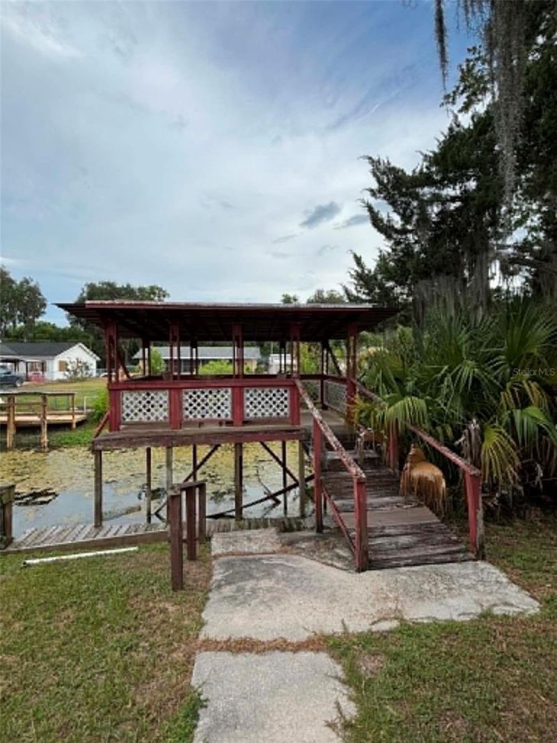 919 Cr 482d, Lake Panasoffkee, FL 33538 Photo