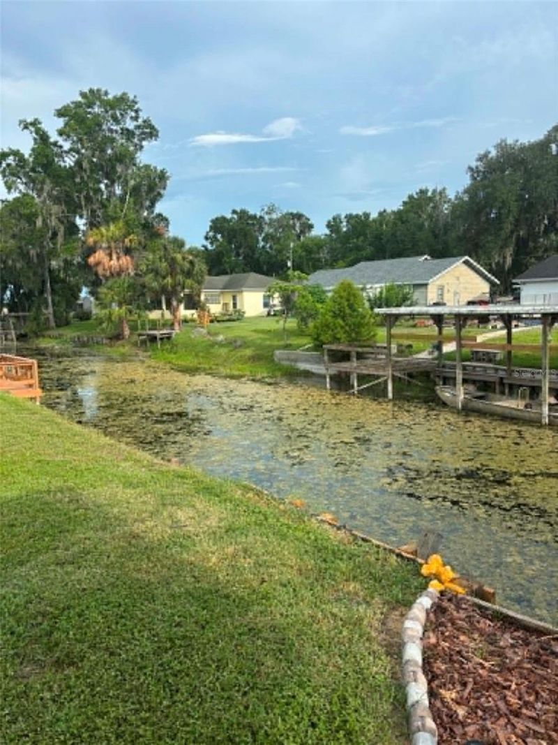 919 Cr 482d, Lake Panasoffkee, FL 33538 Photo