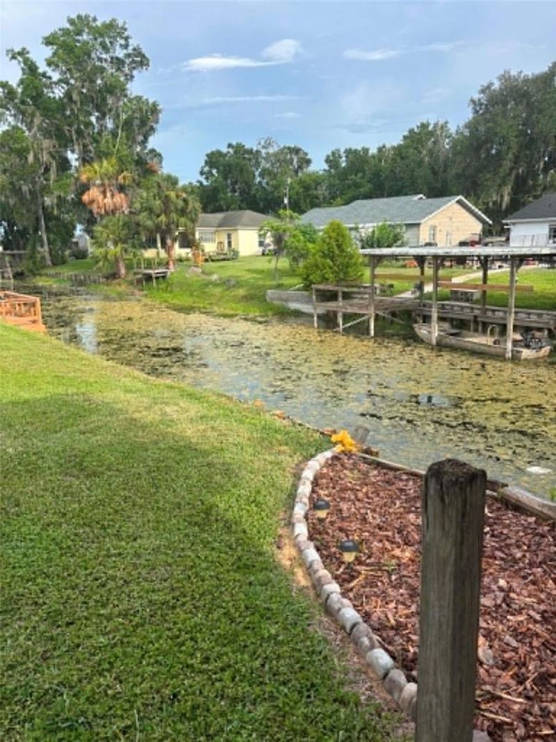 919 Cr 482d, Lake Panasoffkee, FL 33538 Photo