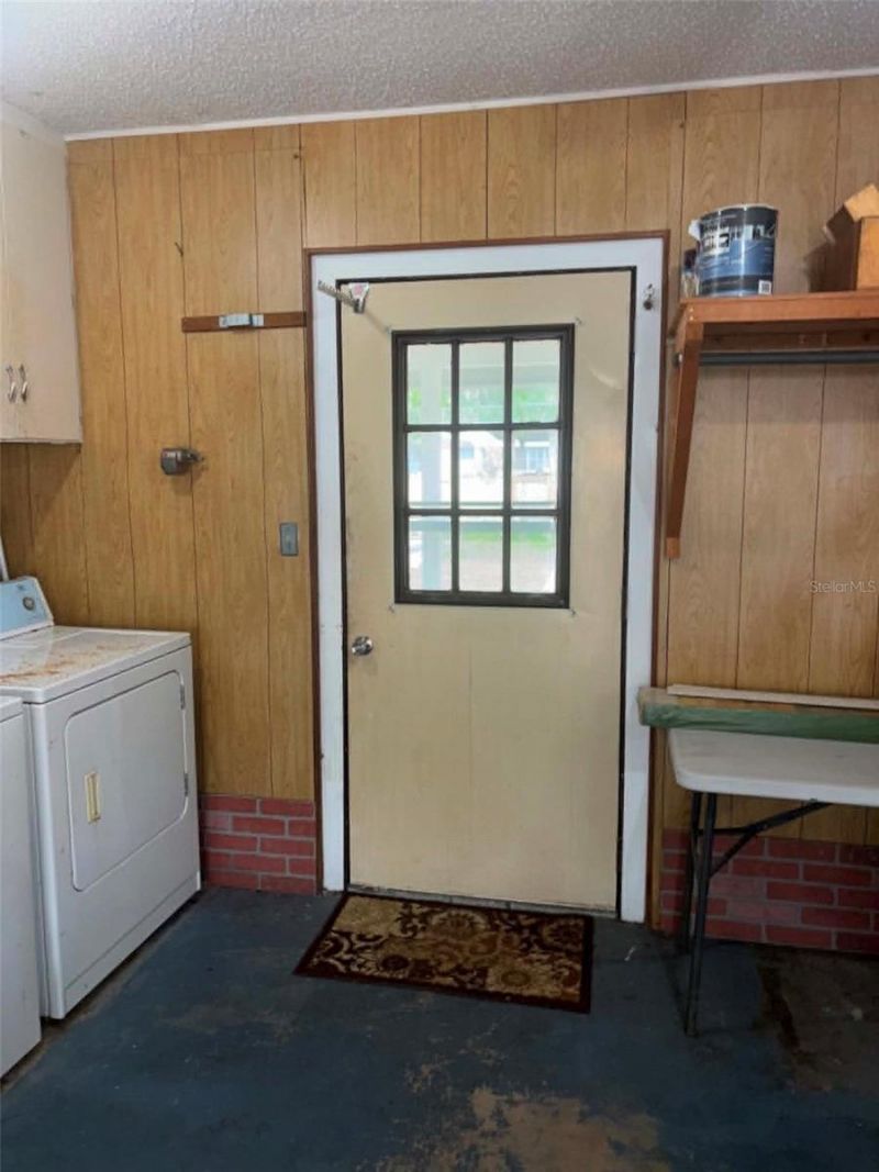 919 Cr 482d, Lake Panasoffkee, FL 33538 Photo