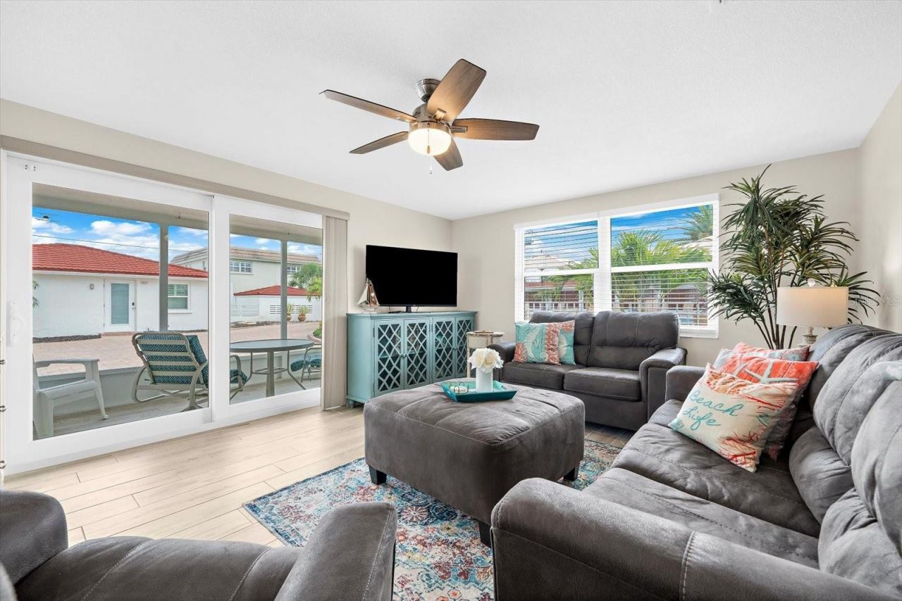 6154 Midnight Pass Road, Unit B1, Sarasota, FL 34242 Photo