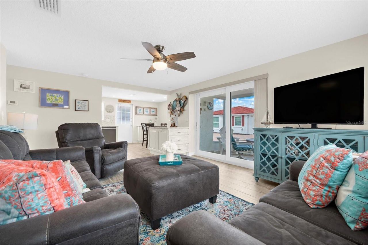 6154 Midnight Pass Road, Unit B1, Sarasota, FL 34242 Photo