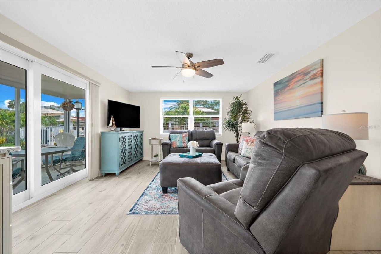 6154 Midnight Pass Road, Unit B1, Sarasota, FL 34242 Photo