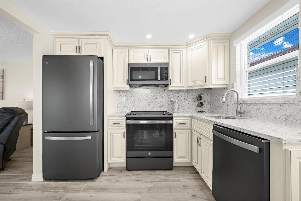 6154 Midnight Pass Road, Unit B1, Sarasota, FL 34242 Photo