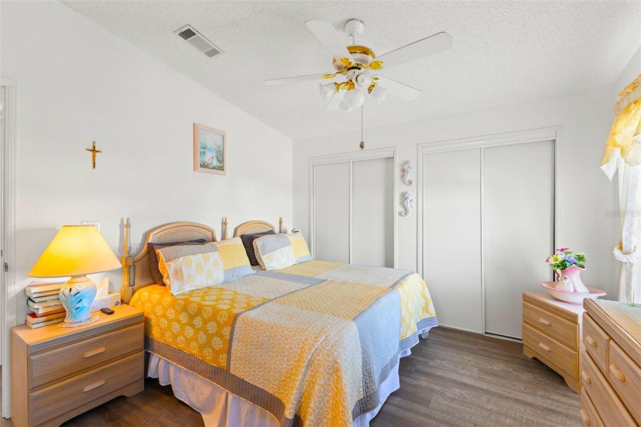 556 Mount Oak Avenue Ne, Unit 738, Saint Petersburg, FL 33702 Photo