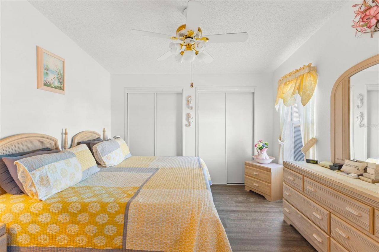 556 Mount Oak Avenue Ne, Unit 738, Saint Petersburg, FL 33702 Photo