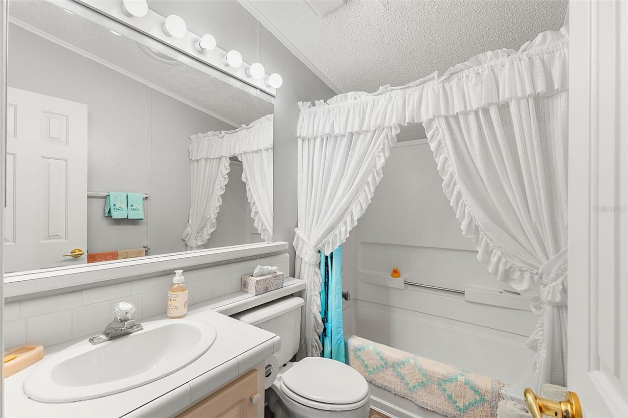 556 Mount Oak Avenue Ne, Unit 738, Saint Petersburg, FL 33702 Photo