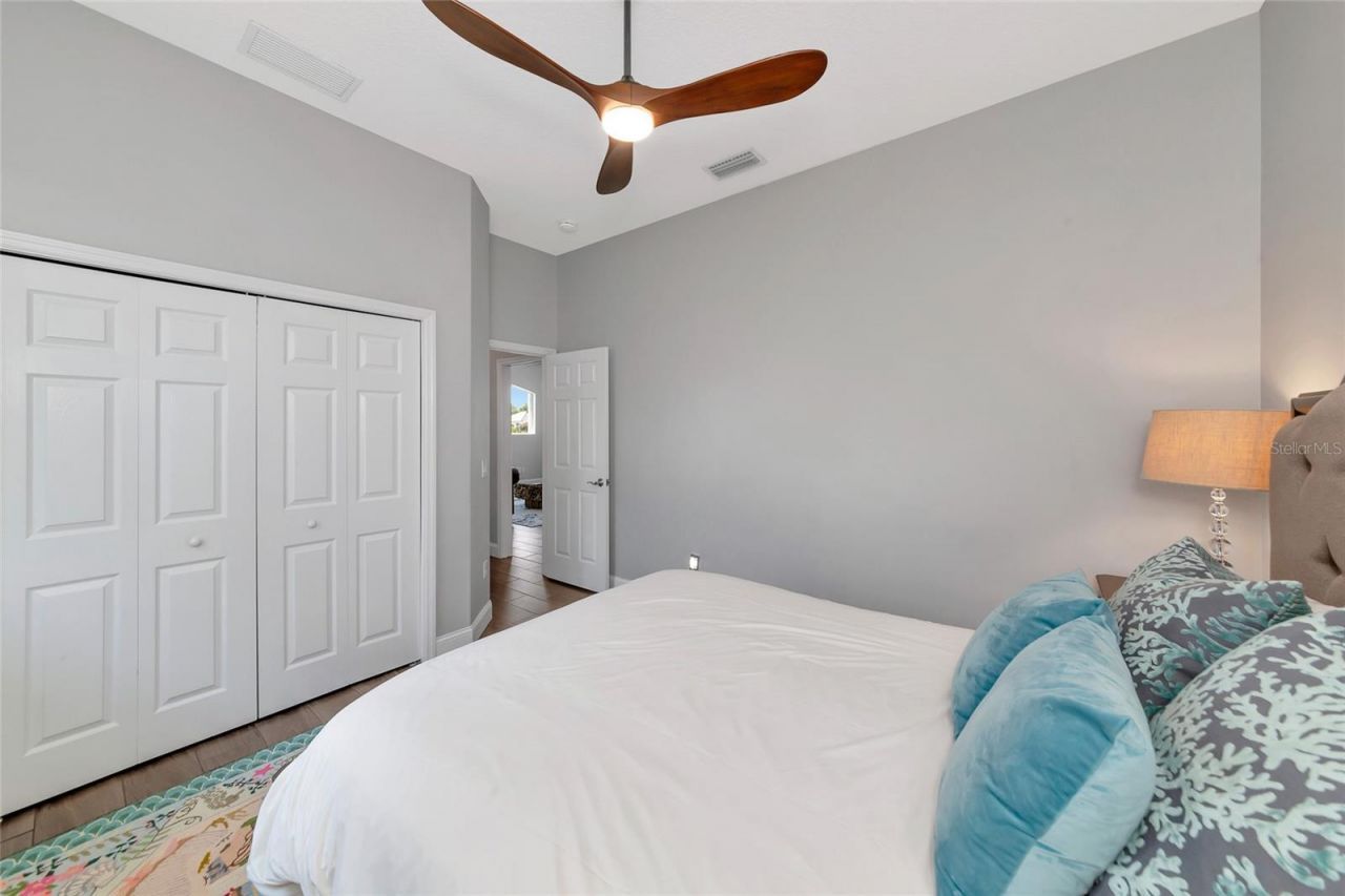 4941 Three Oaks Boulevard , Sarasota, FL 34233 Photo