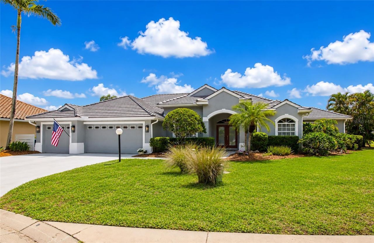 4941 Three Oaks Boulevard , Sarasota, FL 34233 Photo