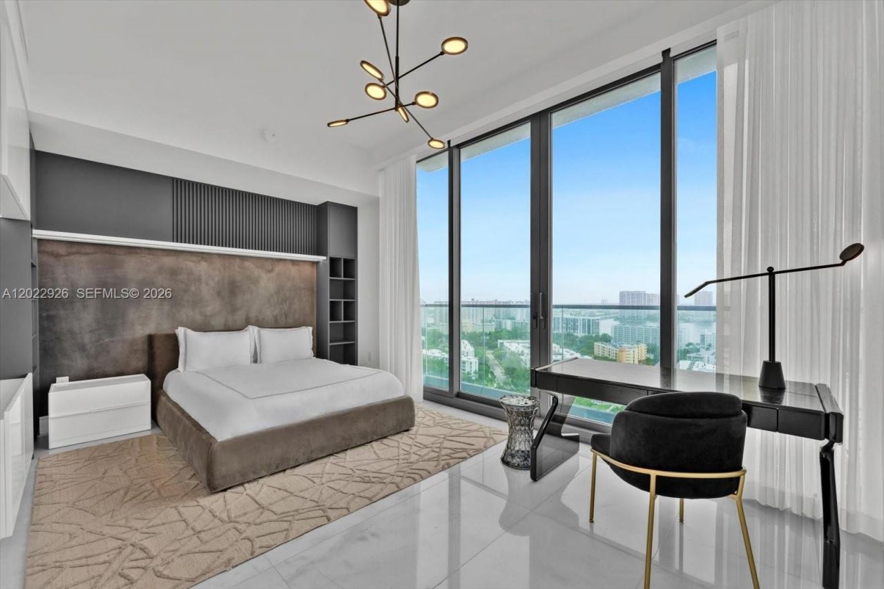 17901 Collins Ave , Unit 1801, Sunny Isles Beach, FL 33160 Photo