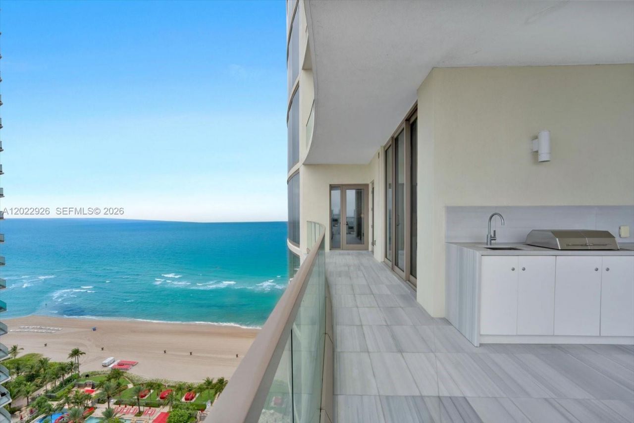 17901 Collins Ave , Unit 1801, Sunny Isles Beach, FL 33160 Photo