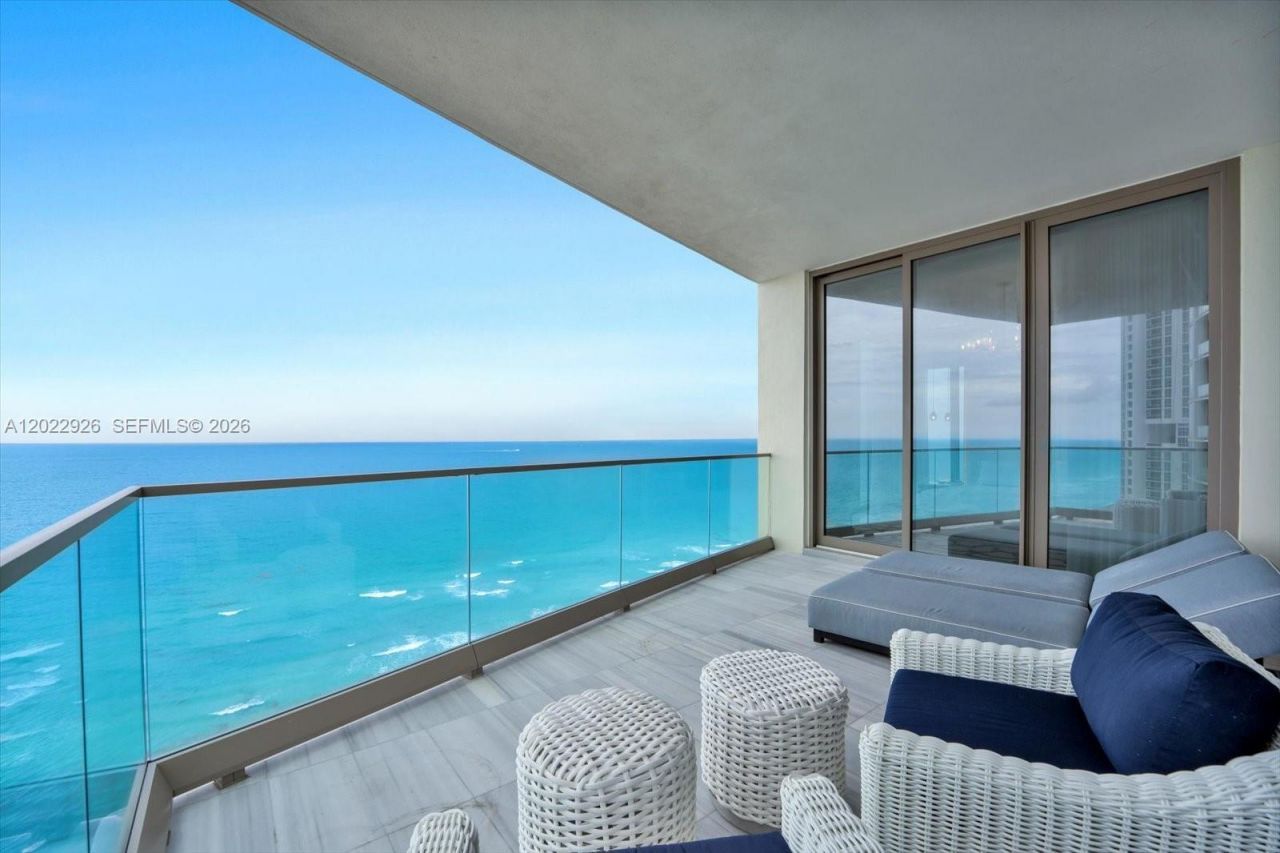 17901 Collins Ave , Unit 1801, Sunny Isles Beach, FL 33160 Photo