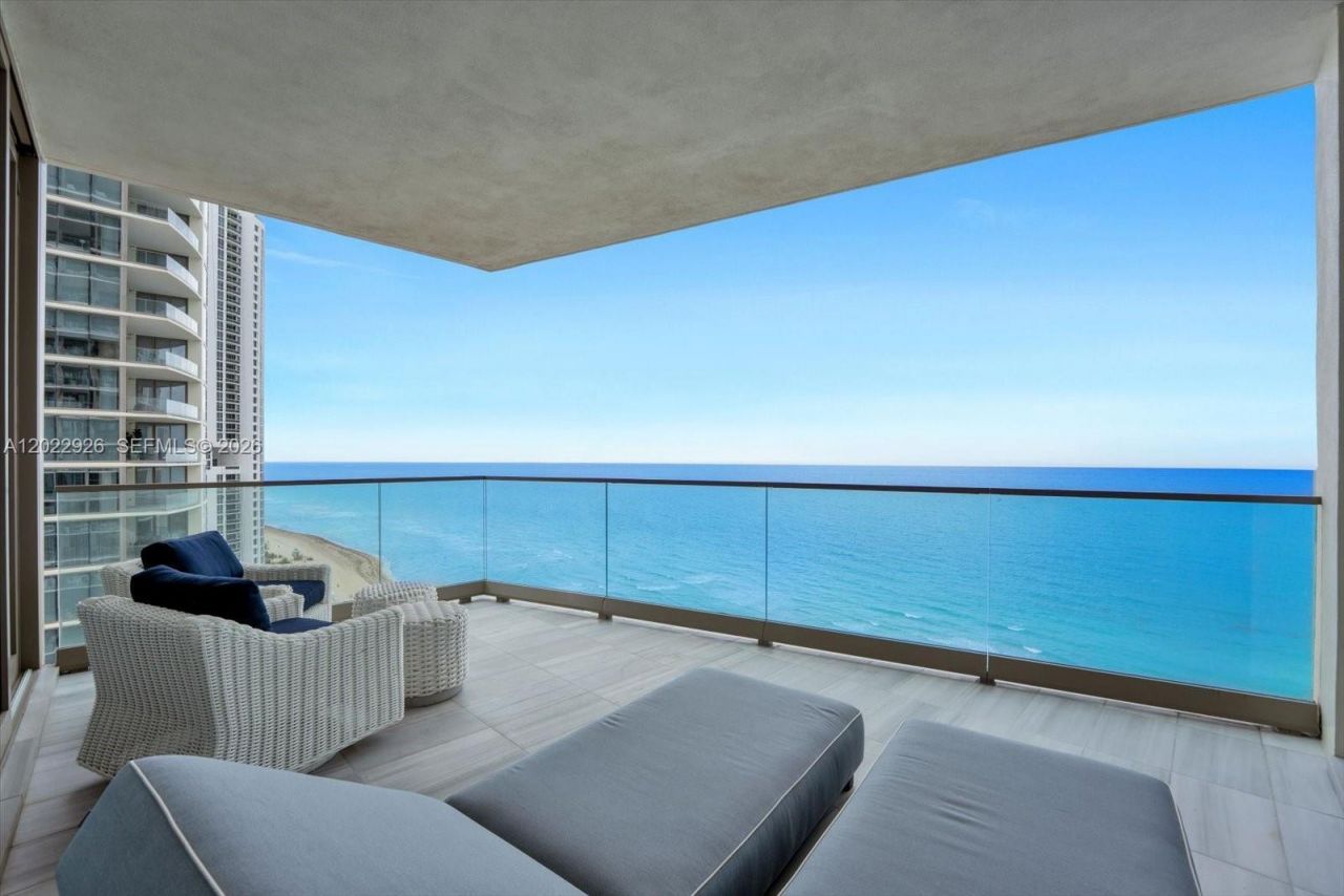 17901 Collins Ave , Unit 1801, Sunny Isles Beach, FL 33160 Photo