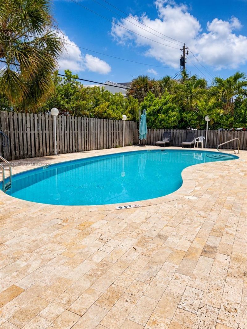 240 Galen Dr , Unit 214, Key Biscayne, FL 33149 Photo