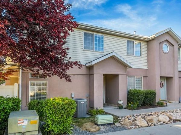 2670 W HERITAGE PARK RD S, Taylorsville, UT 84129