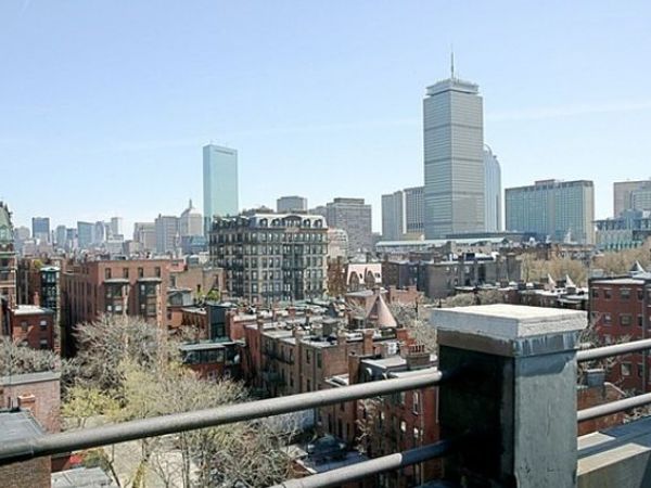 4 Charlesgate E, Unit 301, Boston, MA 02215