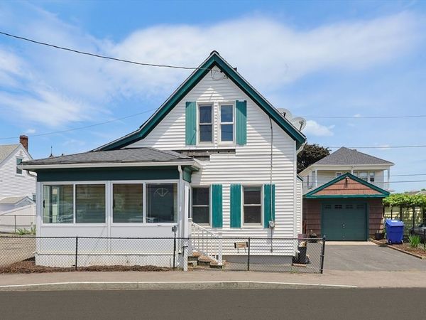 68 Winter St, Taunton, MA 02780
