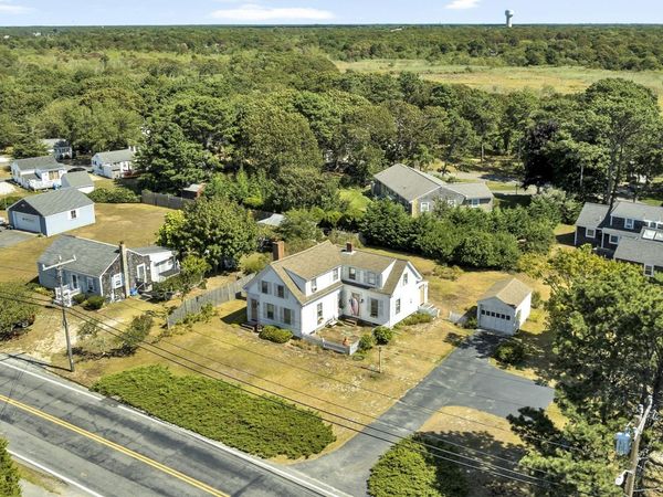 178 School St, Dennis, MA 02670