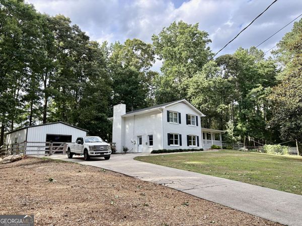 1068 Riverside Road, Sugar Hill, GA 30518