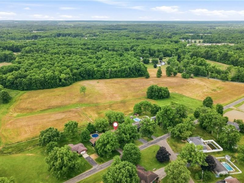 6511 Park Road , Leavittsburg, OH 44430 Photo 16