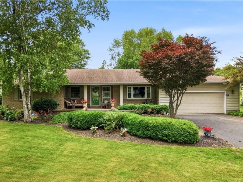 6511 Park Road , Leavittsburg, OH 44430 Photo 2