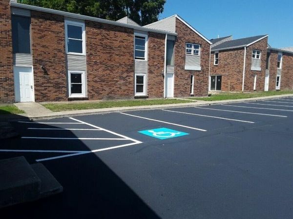251-253 W High Street , London, OH 43140