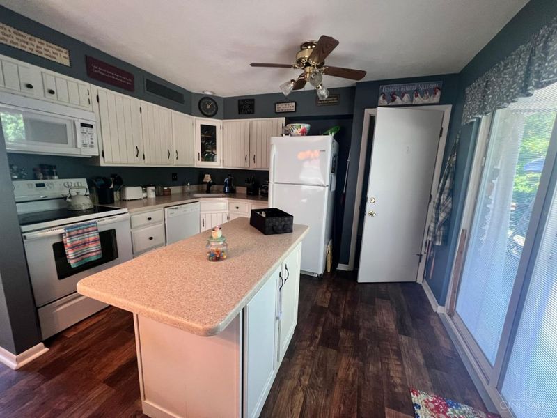 5876 Fourson Drive, Delhi Twp, OH 45233 Photo 10
