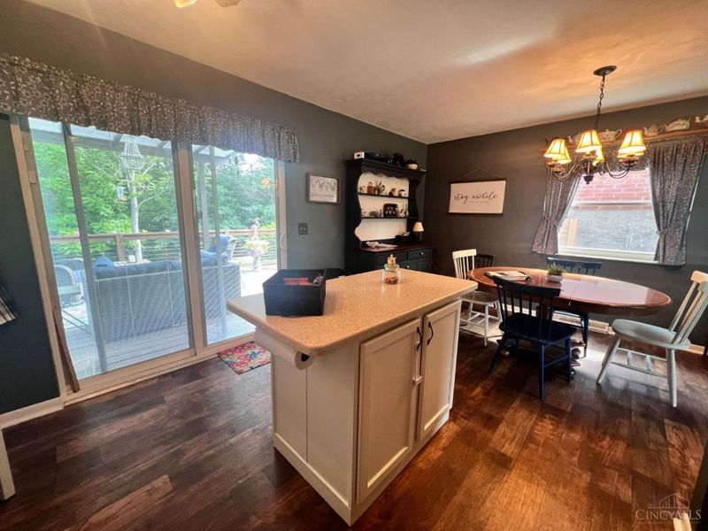 5876 Fourson Drive, Delhi Twp, OH 45233 Photo 14