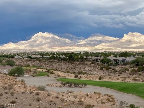 9224 Tesoras Drive , Unit 301, Las Vegas, NV 89144