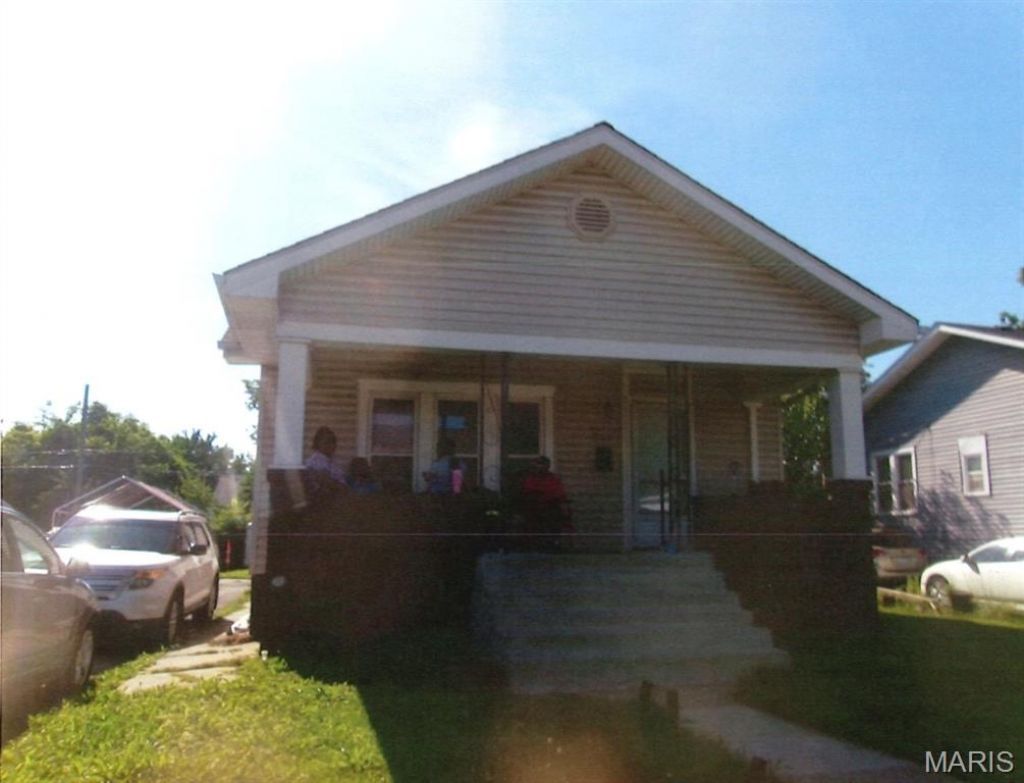 727 N 38th Street , East St Louis, IL 62205 Main Photo
