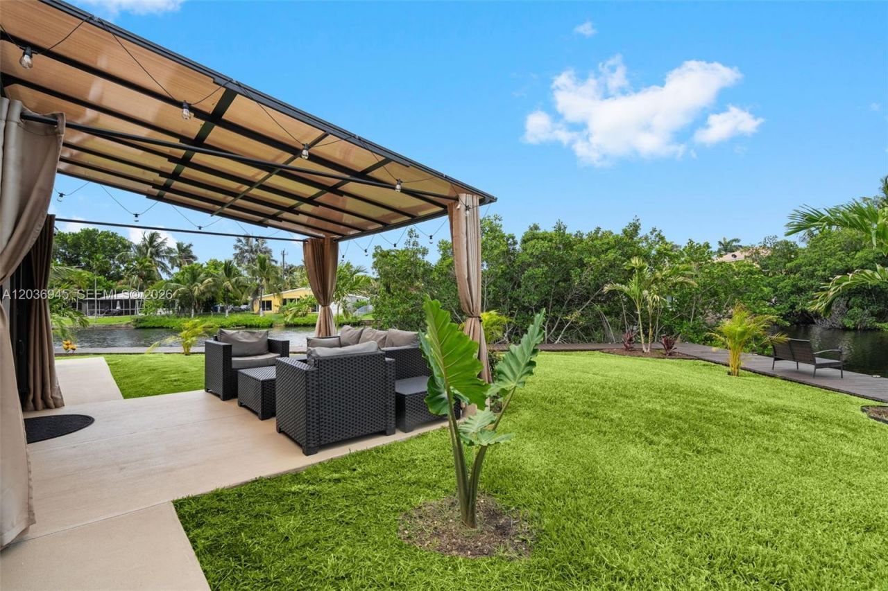 1178 Grant St, Hollywood, FL 33019 Photo