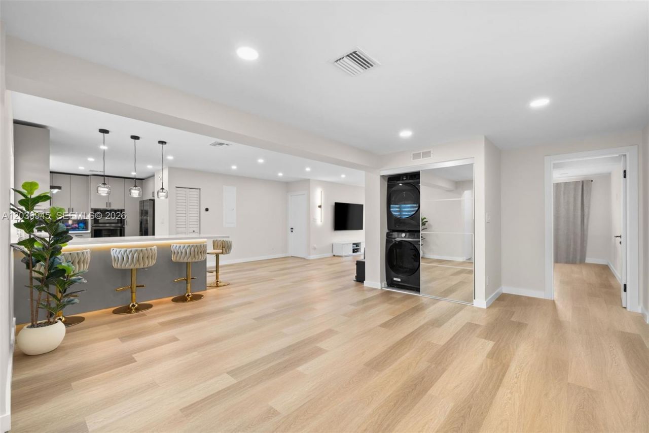 1178 Grant St, Hollywood, FL 33019 Photo