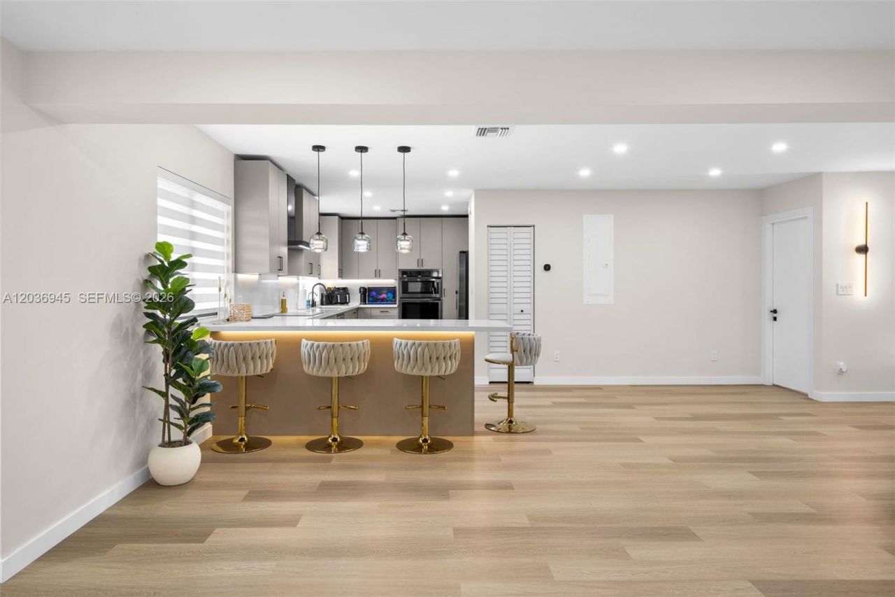 1178 Grant St, Hollywood, FL 33019 Photo