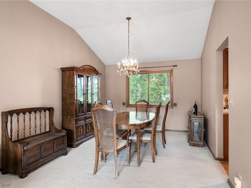 14826 Stone Creek Oval, Strongsville, OH 44149 Photo 10