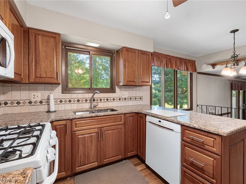 14826 Stone Creek Oval, Strongsville, OH 44149 Photo 14