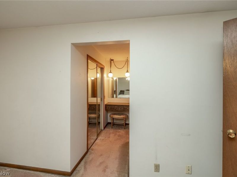 14826 Stone Creek Oval, Strongsville, OH 44149 Photo 24