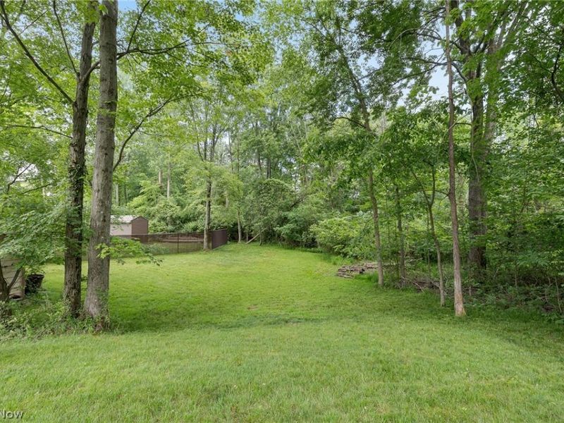 14826 Stone Creek Oval, Strongsville, OH 44149 Photo 34